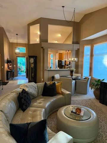 7013 Connelly Court, Savage, MN 55378