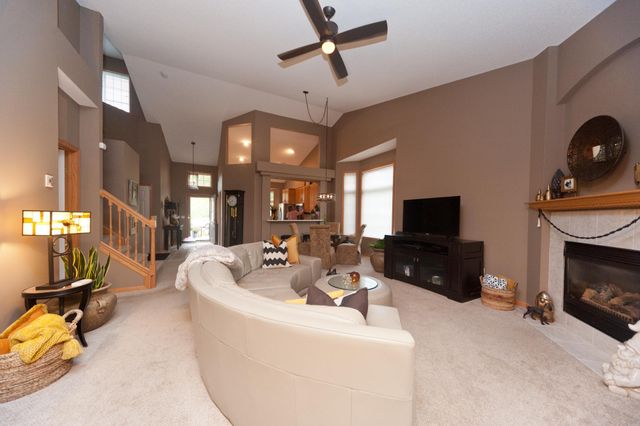 7013 Connelly Court, Savage, MN 55378