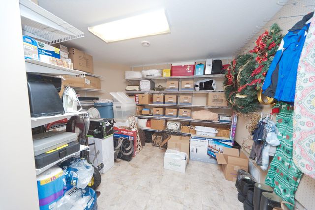 7013 Connelly Court, Savage, MN 55378
