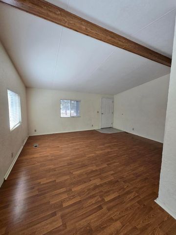 51924 Mowich Lane, La Pine, OR 97739