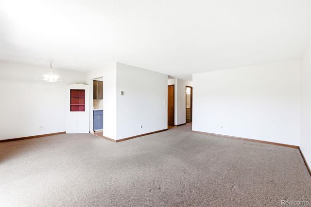 1900 River Road 2, Marysville, MI 48040