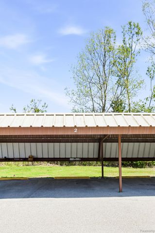 1900 River Road 2, Marysville, MI 48040