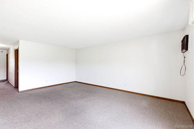 1900 River Road 2, Marysville, MI 48040