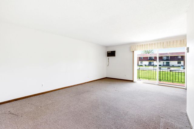 1900 River Road 2, Marysville, MI 48040