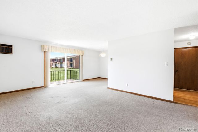 1900 River Road 2, Marysville, MI 48040