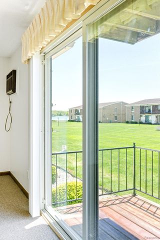 1900 River Road 2, Marysville, MI 48040