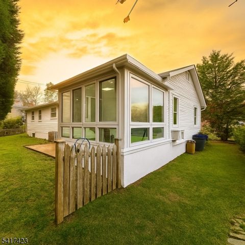 62 Weston Ave 2 Duchamp, Chatham Boro, NJ 07928