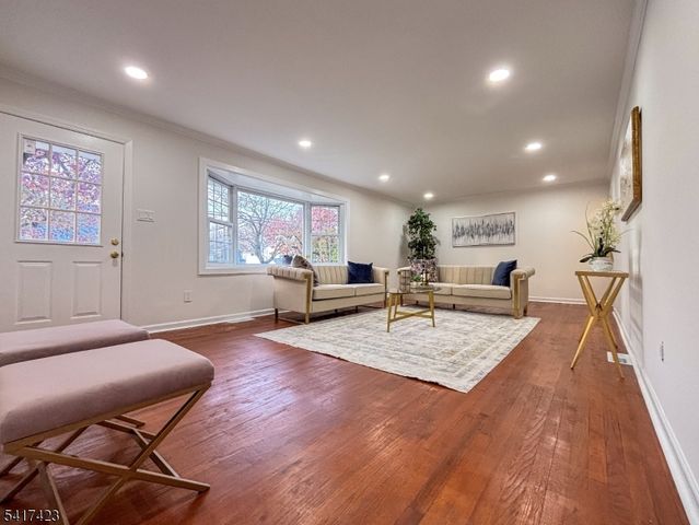 62 Weston Ave 2 Duchamp, Chatham Boro, NJ 07928