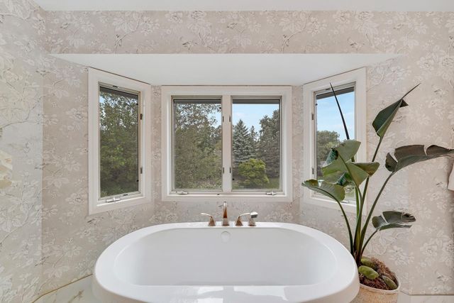 4125 Empire Lane N, Plymouth, MN 55446