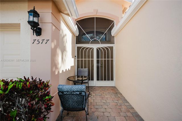 7577 Caprio Drive, Boynton Beach, FL 33472