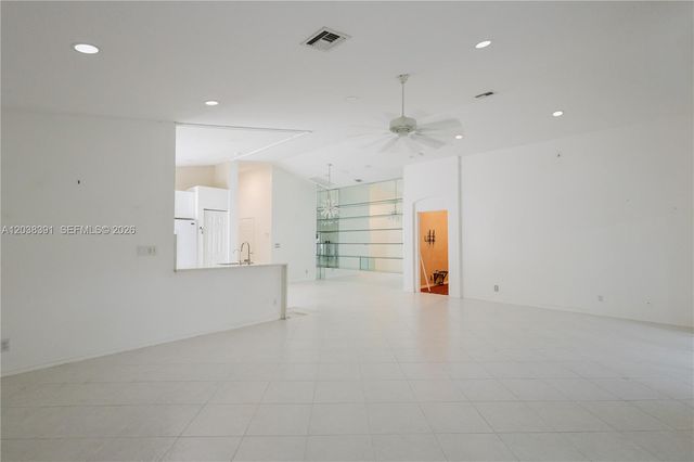 7577 Caprio Drive, Boynton Beach, FL 33472