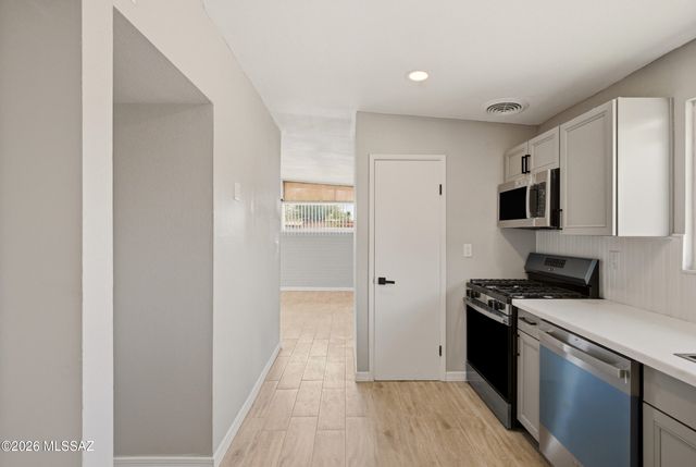 2876-2882 N Edith Boulevard, Tucson, AZ 85716
