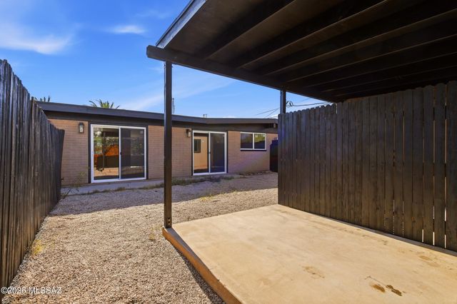 2876-2882 N Edith Boulevard, Tucson, AZ 85716