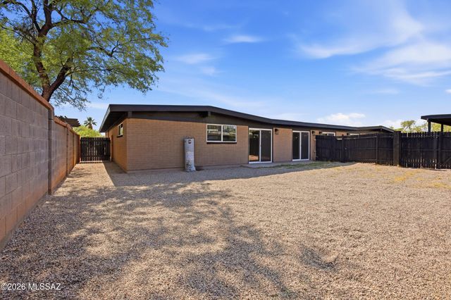 2876-2882 N Edith Boulevard, Tucson, AZ 85716