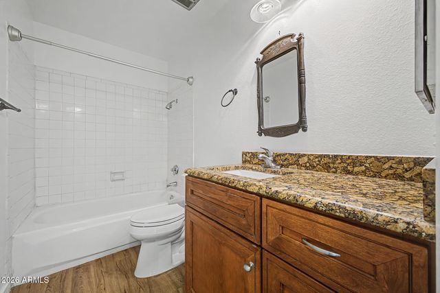 5525 E THOMAS Road Q4, Phoenix, AZ 85018