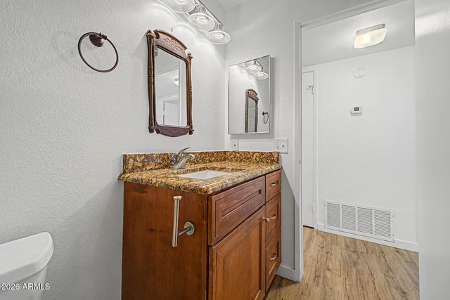 5525 E THOMAS Road Q4, Phoenix, AZ 85018