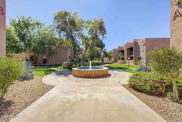 5525 E THOMAS Road Q4, Phoenix, AZ 85018