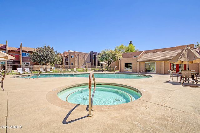 5525 E THOMAS Road Q4, Phoenix, AZ 85018