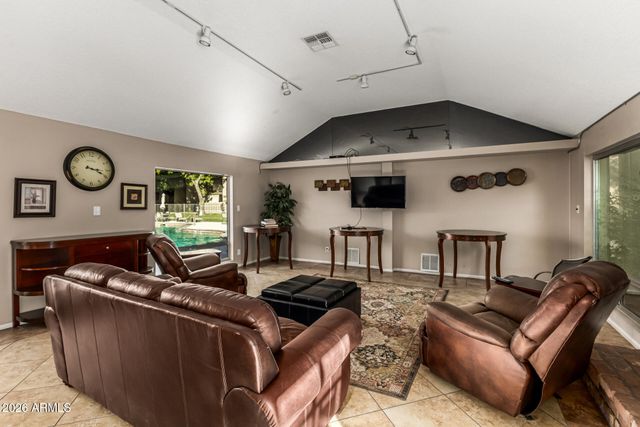 5525 E THOMAS Road Q4, Phoenix, AZ 85018