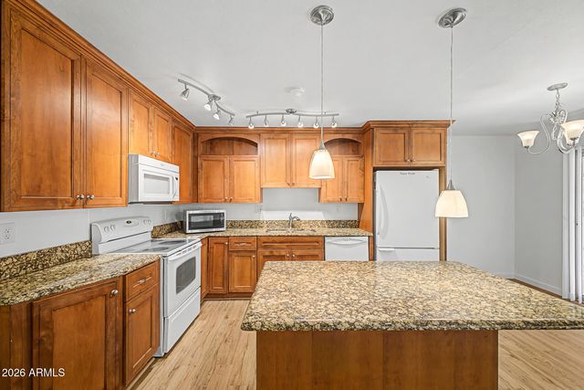 5525 E THOMAS Road Q4, Phoenix, AZ 85018