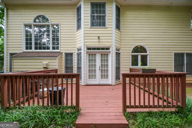 4736 Cedar Wood Drive SW, Lilburn, GA 30047