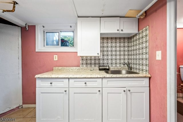 120 Little Pl, South Bound Brook Boro, NJ 08880