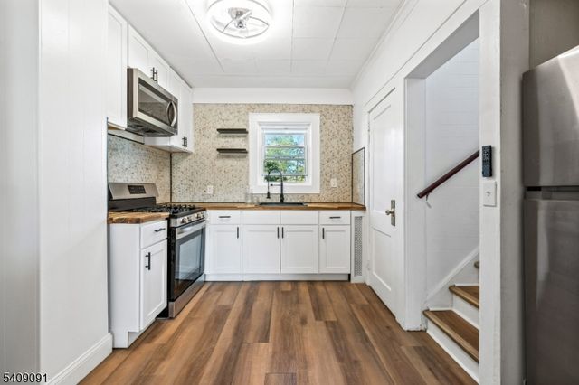 120 Little Pl, South Bound Brook Boro, NJ 08880