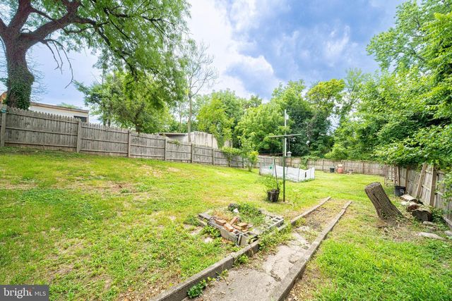 3223 STRICKLAND ST, Baltimore, MD 21229