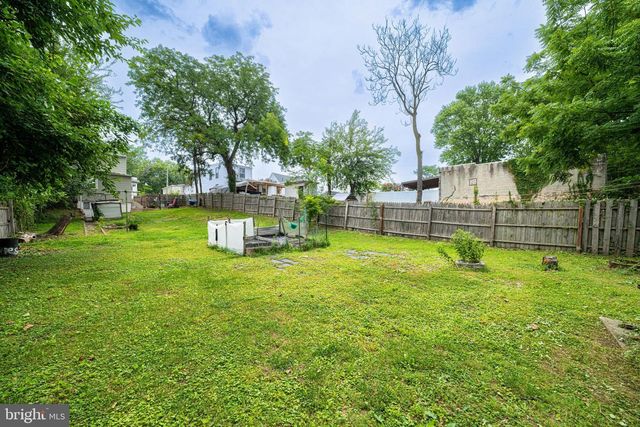 3223 STRICKLAND ST, Baltimore, MD 21229