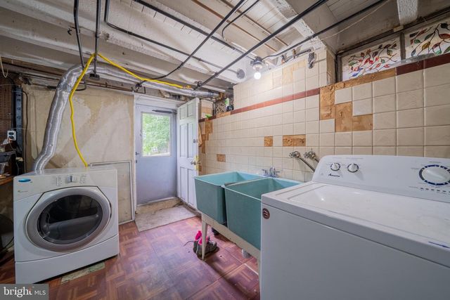3223 STRICKLAND ST, Baltimore, MD 21229