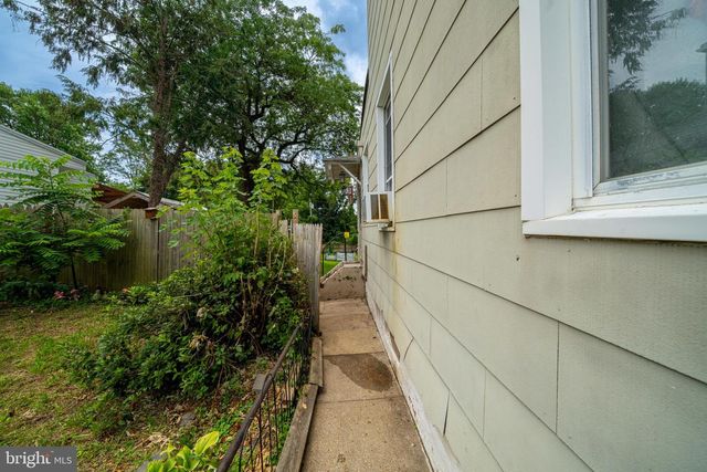 3223 STRICKLAND ST, Baltimore, MD 21229