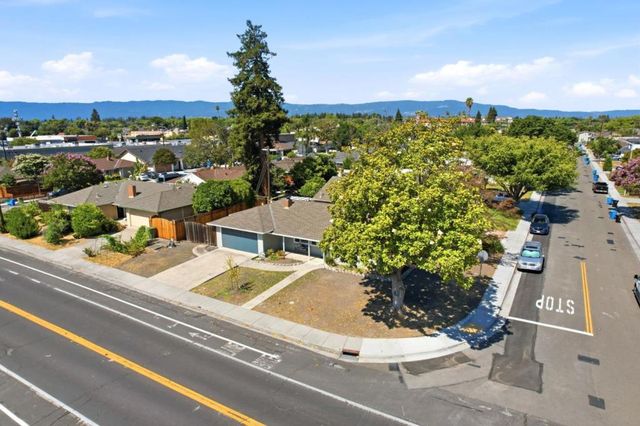 1664 Los Padres Boulevard, Santa Clara, CA 95050