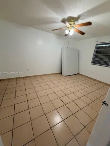 8990 SW 24th St 215, Miami, FL 33165