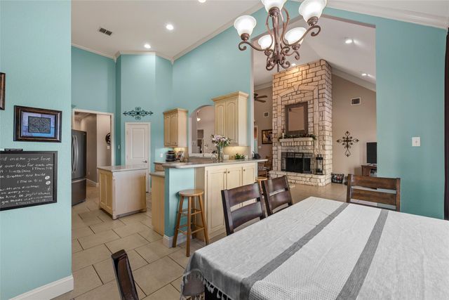 175 Ranchcrest Road, Lorena, TX 76655