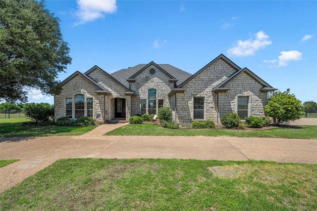 175 Ranchcrest Road, Lorena, TX 76655