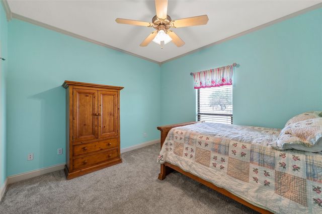 175 Ranchcrest Road, Lorena, TX 76655