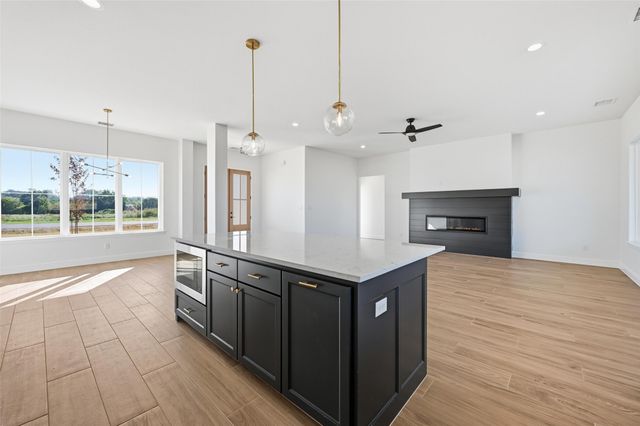 1033 Arbor Vista Drive, Azle, TX 76023