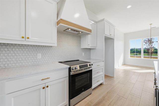 1033 Arbor Vista Drive, Azle, TX 76023