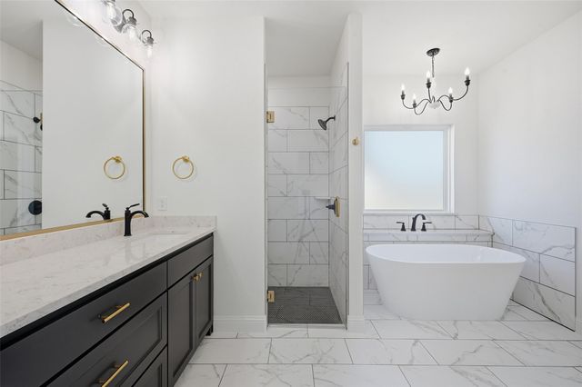 1033 Arbor Vista Drive, Azle, TX 76023