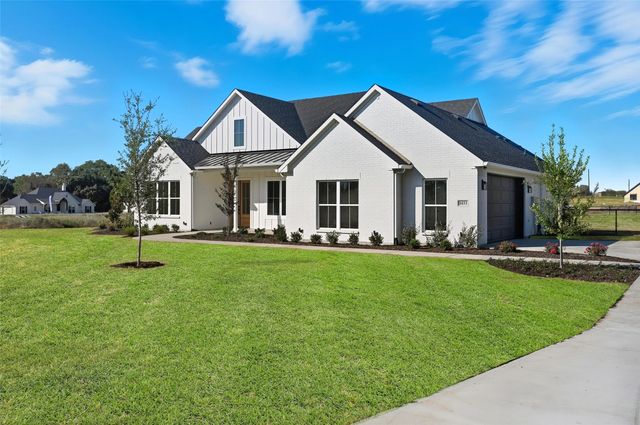 1033 Arbor Vista Drive, Azle, TX 76023