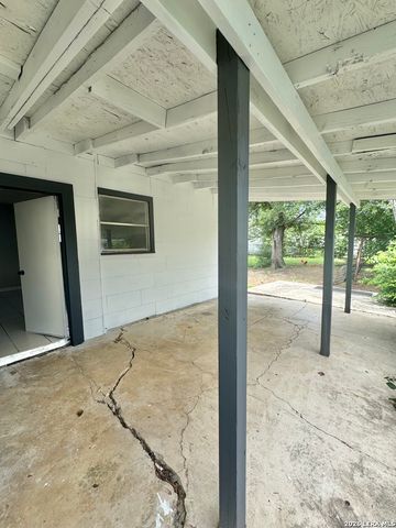 1923 Valencia, San Antonio, TX 78237