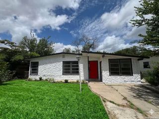 1923 Valencia, San Antonio, TX 78237