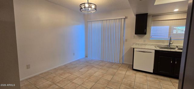 16510 E PALISADES Boulevard 6, Fountain Hills, AZ 85268
