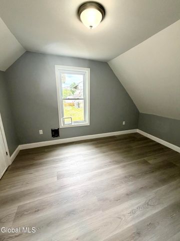 804 Arch Street, Schenectady, NY 12307