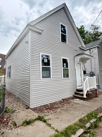804 Arch Street, Schenectady, NY 12307