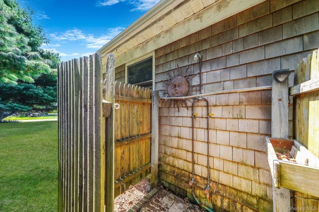 295 Willow Terrace Lane, Orient, NY 11957