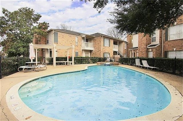 2626 Holly Hall 715, Houston, TX 77054
