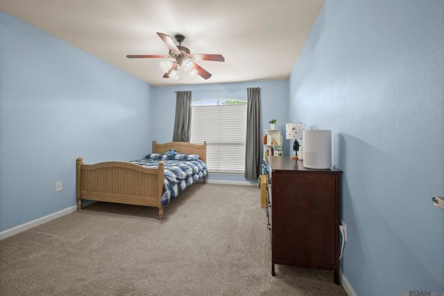 26017 Big Ben Dr, Denham Springs, LA 70726