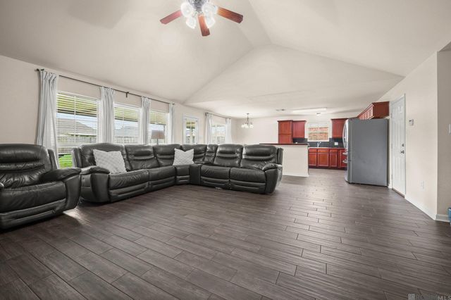 26017 Big Ben Dr, Denham Springs, LA 70726