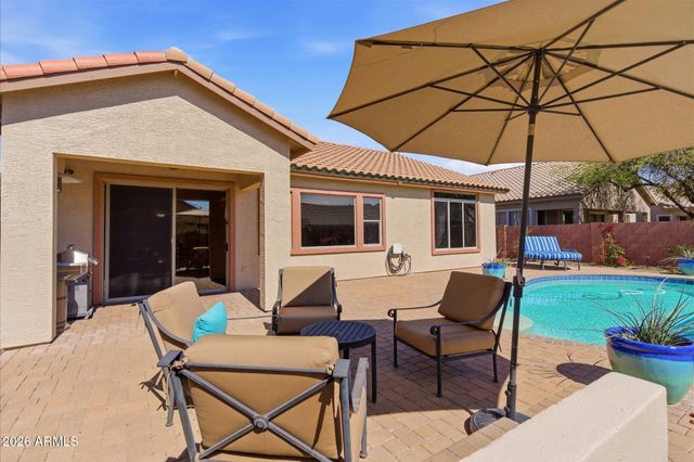 4821 E KIRKLAND Road, Phoenix, AZ 85054